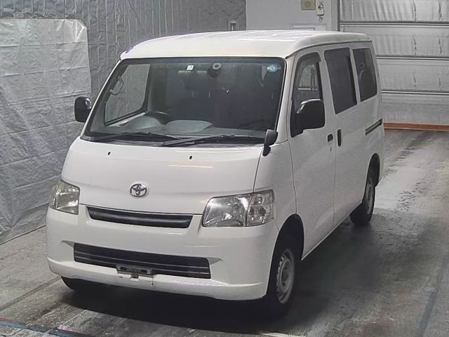 2588 Toyota Town ace van S402M 2017 г. (HERO)